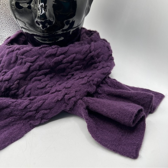 Echo Ruffle Single Layer Texture Knit Purple Acrylic-Blend Casual Winter Scarf - Picture 4 of 8